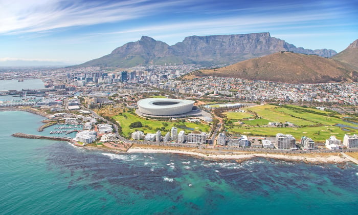 see cape town and table mountain on a Southern Africa cruise