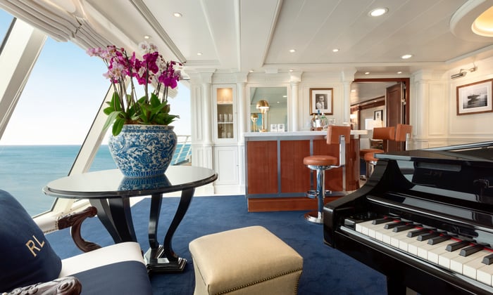 Oceania - Marina & Riviera - Owners Suite