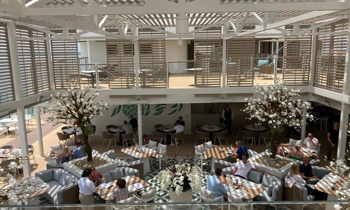 restaurant silver ray