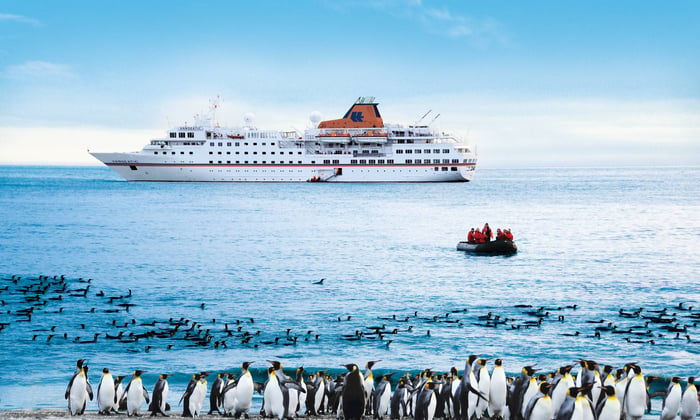 Hapag-Lloyd Cruises - Hanseatic in Antarctica