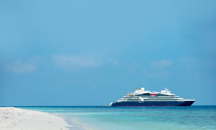 Ponant's Le Laperouse in the Maldives