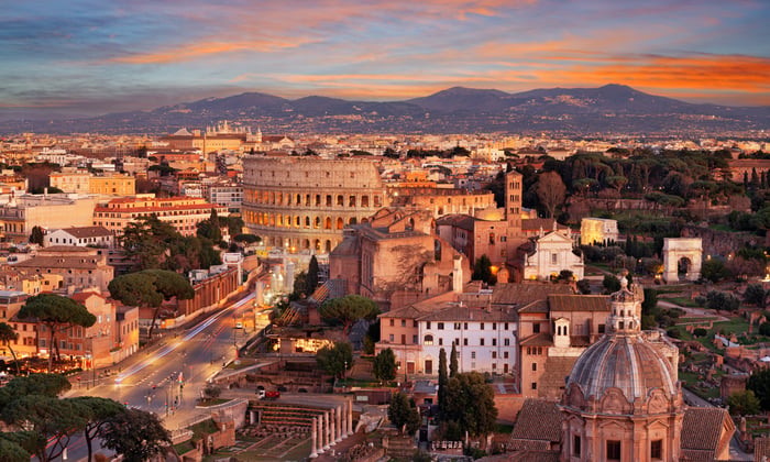 rome italy the Coloseum