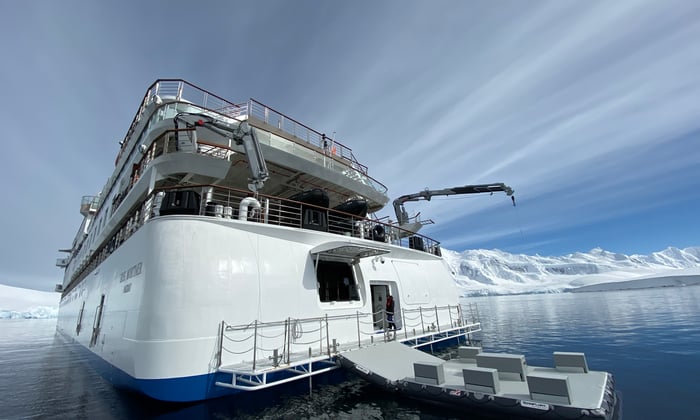 benefits of a small expedition ship