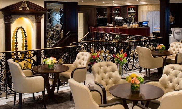 Azamara Quest - Mosaic Café