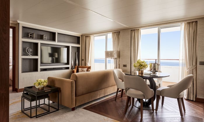 Crystal Serenity - Junior Crystal Penthouse Suite