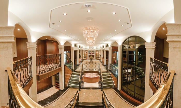 Tauck - MS Inspire atrium