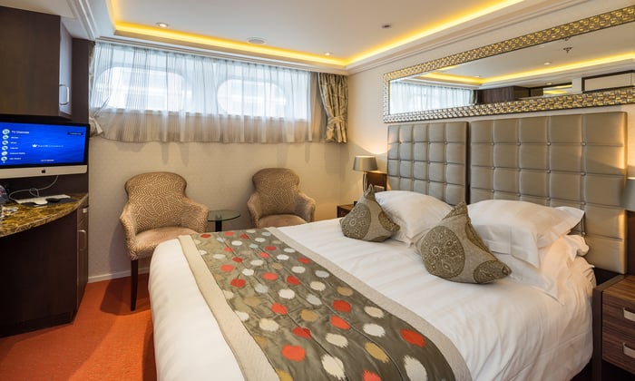 Fixed window stateroom on AmaCerto (100 - 200 square feet)