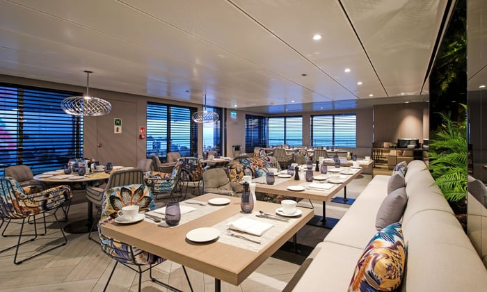 Emerald Sakara La Cucina Dining