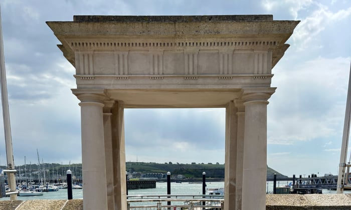 Mayflower memorial in Plymouth