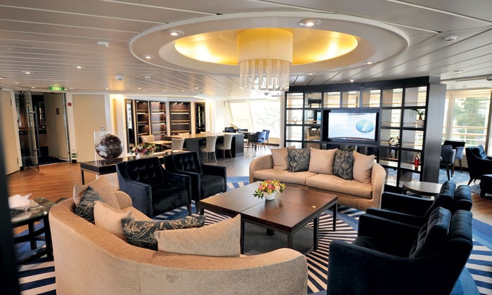 Windstar Cruises - Star Breeze Yacht Club