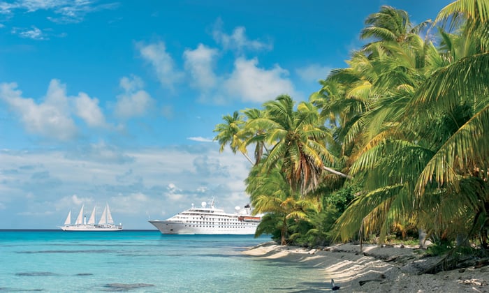 Windstar Cruises yachts in the Caribbean
