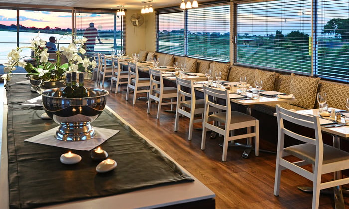 Zambezi Queen Dining Room