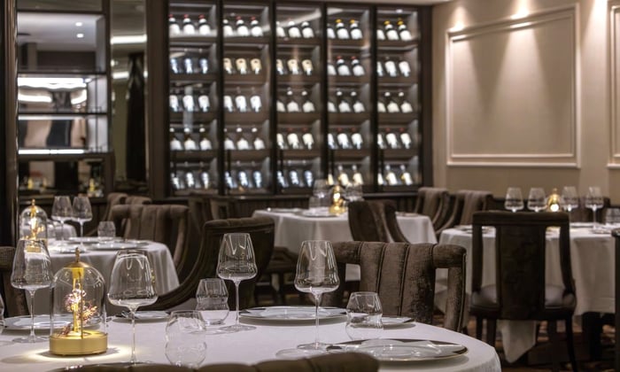 La Dame on board Silver Nova