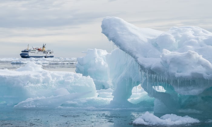 Quark Expeditions in the Arctic