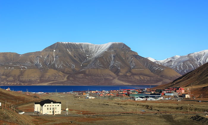 Huset, Longyearbyen