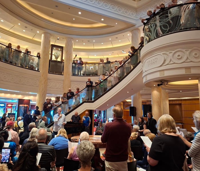 Musical Singalong on Queen Mary 2