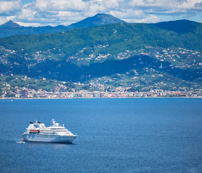 windstars star legend sailing in portofino