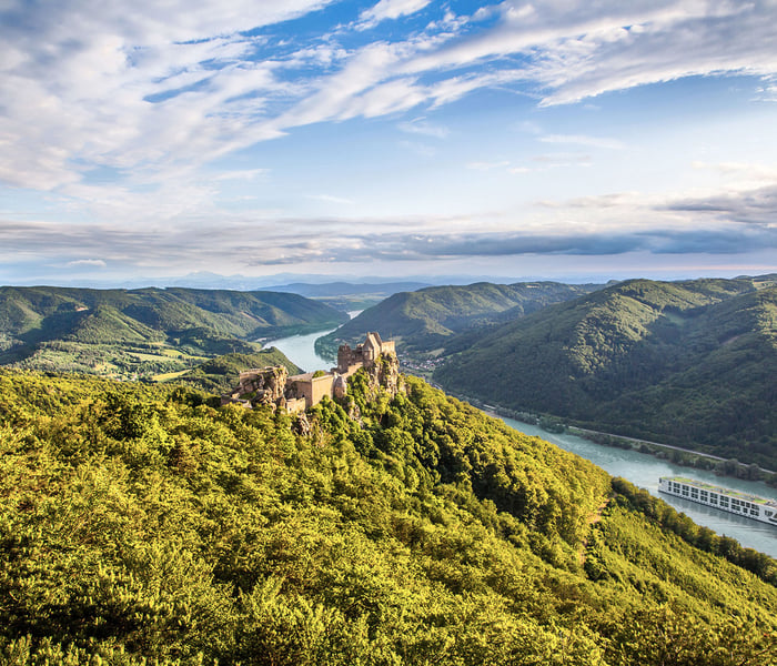 scenic jasper, one of the best european luxury river cruise lines, in the wachau valley