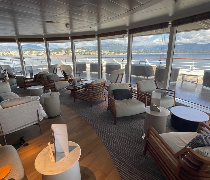 Lounge on board Ponant's Le Laperouse 