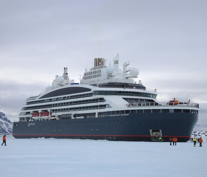 Le Commandant Charcot in Qenertivartivit Greenland