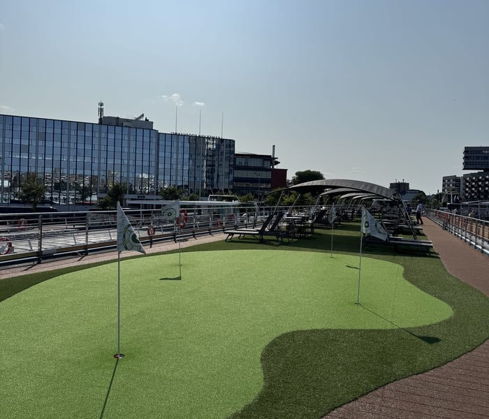 Putting green on Tauck River Cruises' MS Inspire