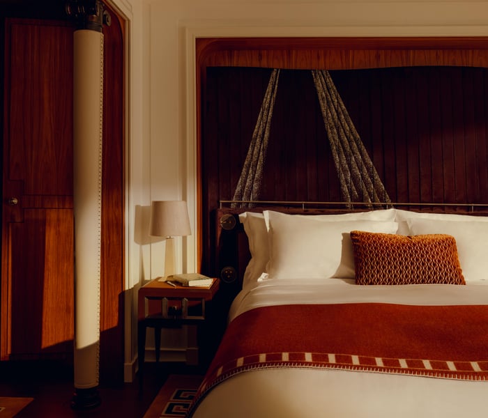 Orient Express Corinthian Suite Bed by Alix-Lay