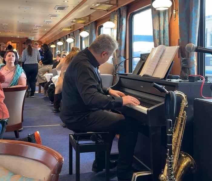 pianist on the golden eagle danube express