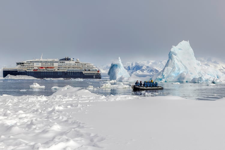 MS Fridtjot Nansen, Antarctica, sea ice landing