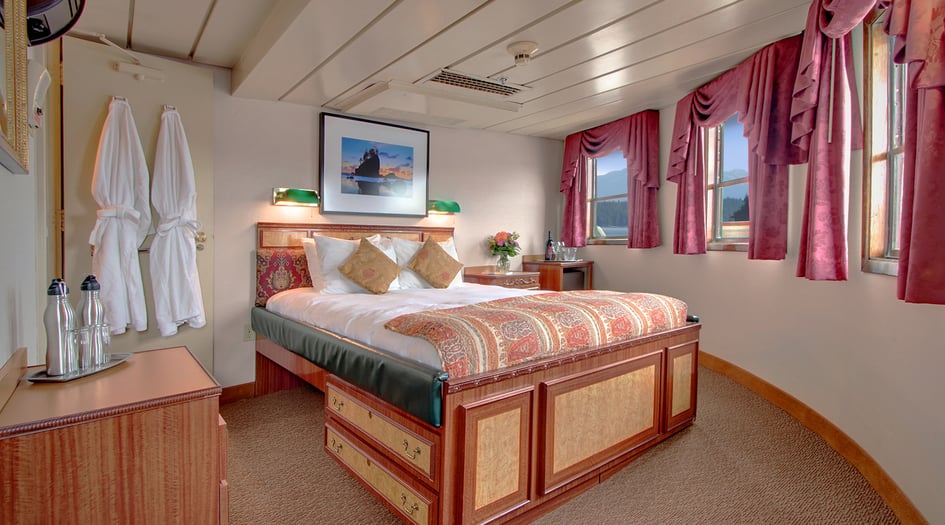 S.S. Legacy Junior Commodore Suite