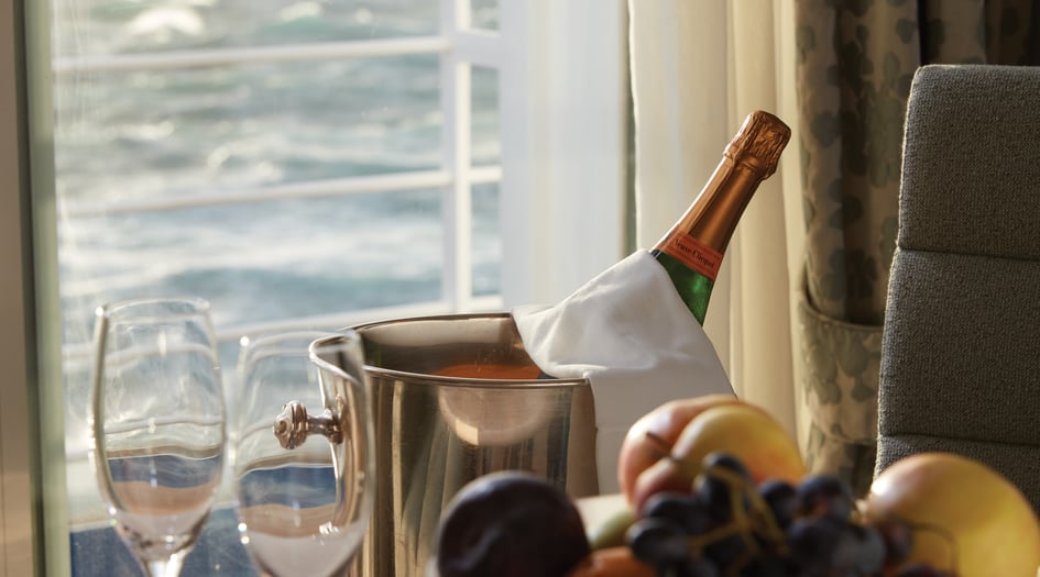Regent Seven Seas Voyager - Voyager Suite