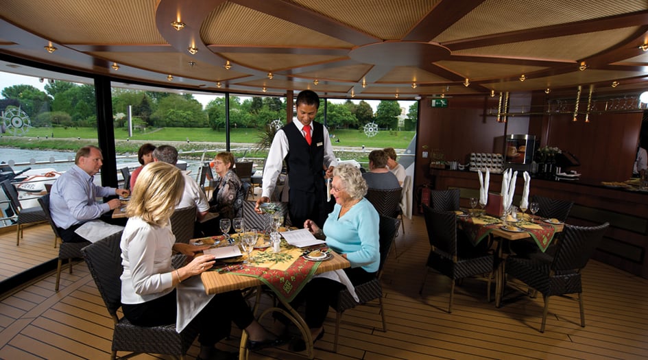 Tauck - Service in the Lido on ms Jewel