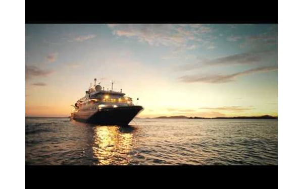 40 seconds with SeaDream Yacht Club